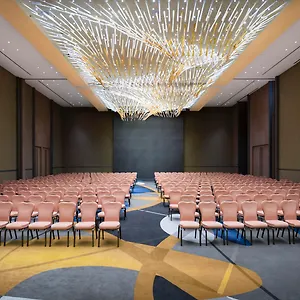***** מלון Sofitel Downtown איחוד האמירויות הערביות